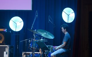 045__eks2824_frik-festival