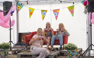 085__erl2888_frik-festival