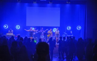 089__erl2905_frik-festival