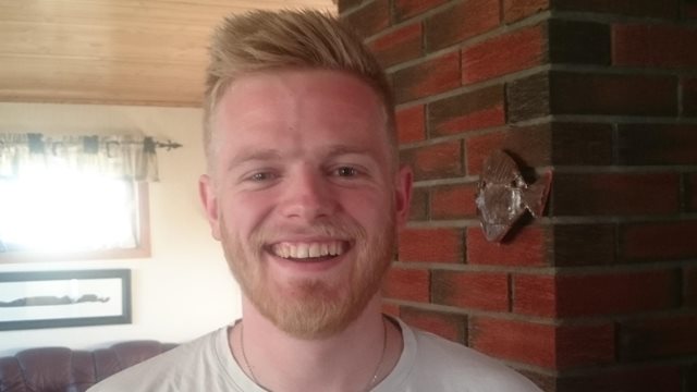 Trives på jobb i hjemme-menigheten 
