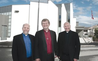 Heroy--Treframforkyrkja11