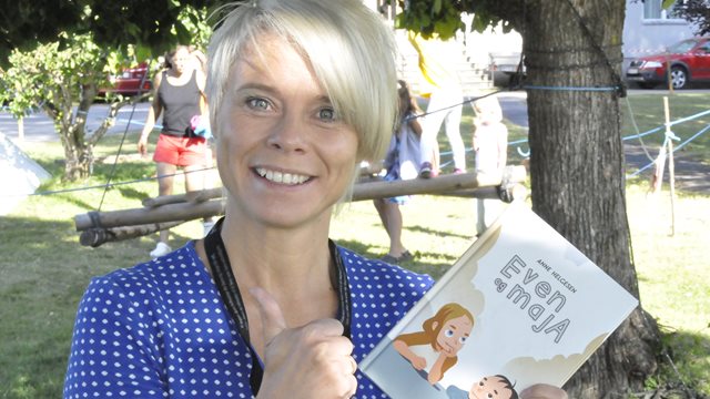 Even og Maja i tunet 