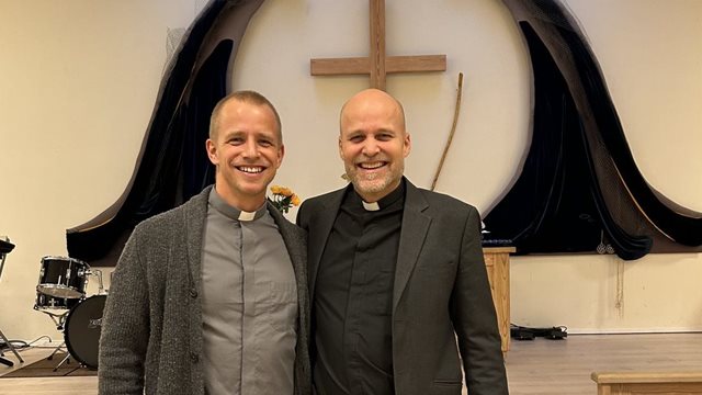 Pastorinnsettelse i Mortensrud 