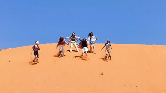 Ber om forsoning og fred i Midtøsten