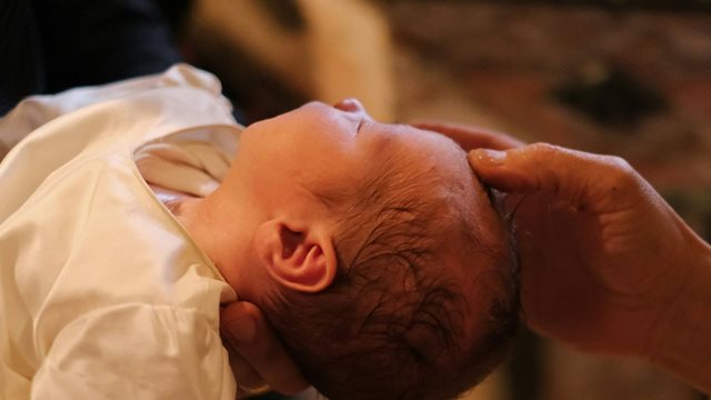 Nytt opptrykk av bok om dåpen 