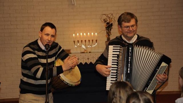 'Swinging Safari' med Synodeformann 
