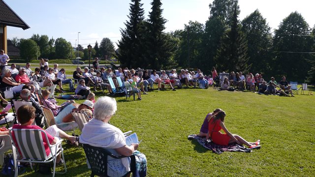 Populær allsang ved Greåker Frikirke